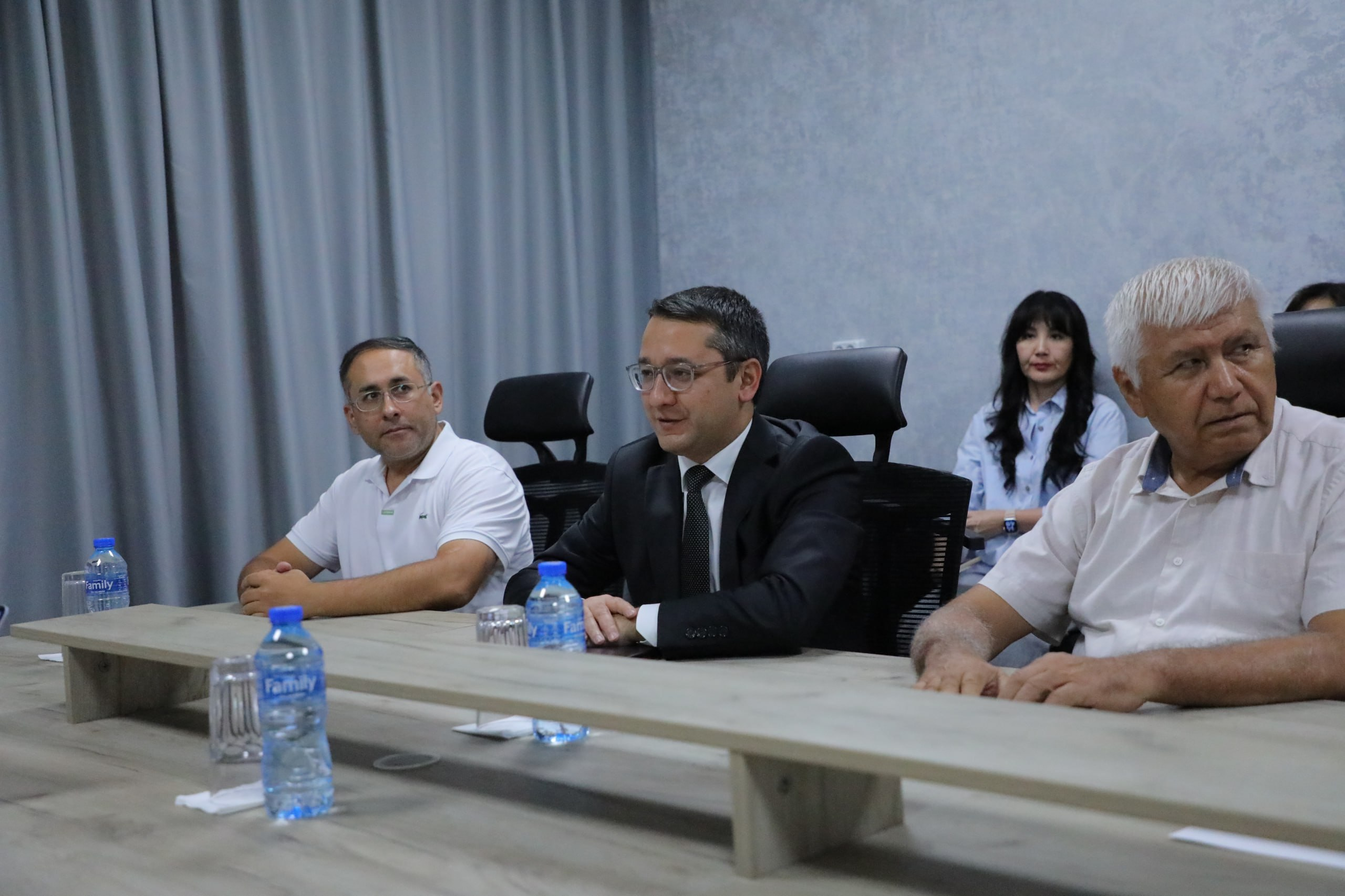 Nazarbayev universiteti qoshidagi Aqlli tizimlar va sun’iy intellekt instituti vakillari bilan hamkorlik masalalari muhokama qilindi — 4